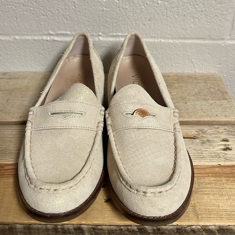 VIONIC sparkle cream loafers size 7